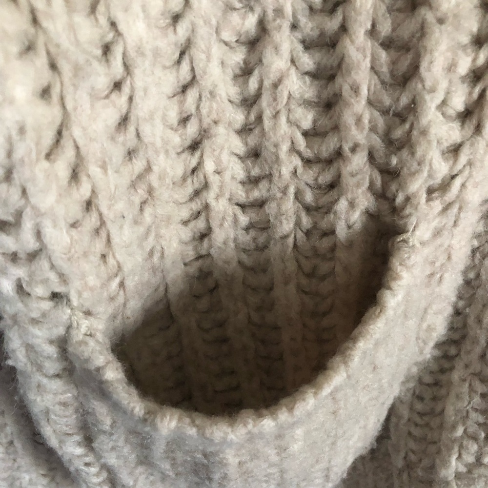 Pilcro Anthro Smile Daisy Flower Wide Knit Oatmeal Cardigan - Picture 6 of 8